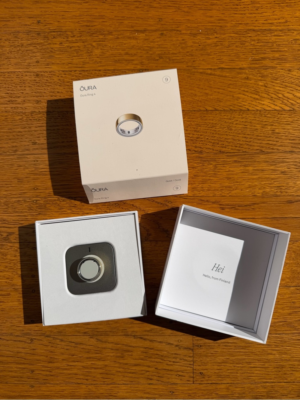Oura Ring 4 in Gold (Size 9) with Original Packaging
